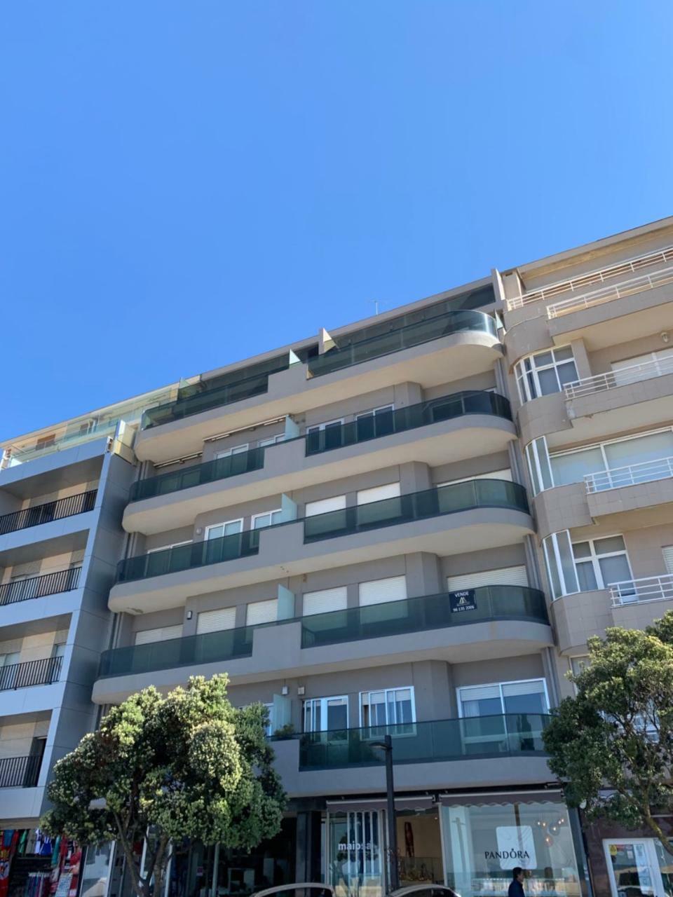 Front Beach Apartment ポボア・デ・バルジン エクステリア 写真